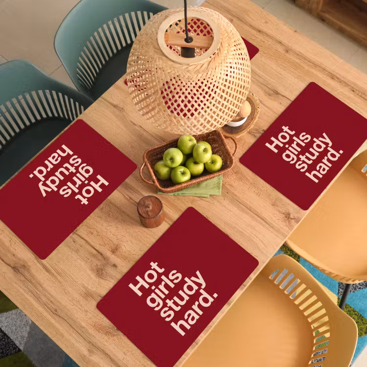 Tekst - Studie - Motivatie - Modern - Rood Placemat vinyl groot -zzsfeer5_Kitchenyeah-website