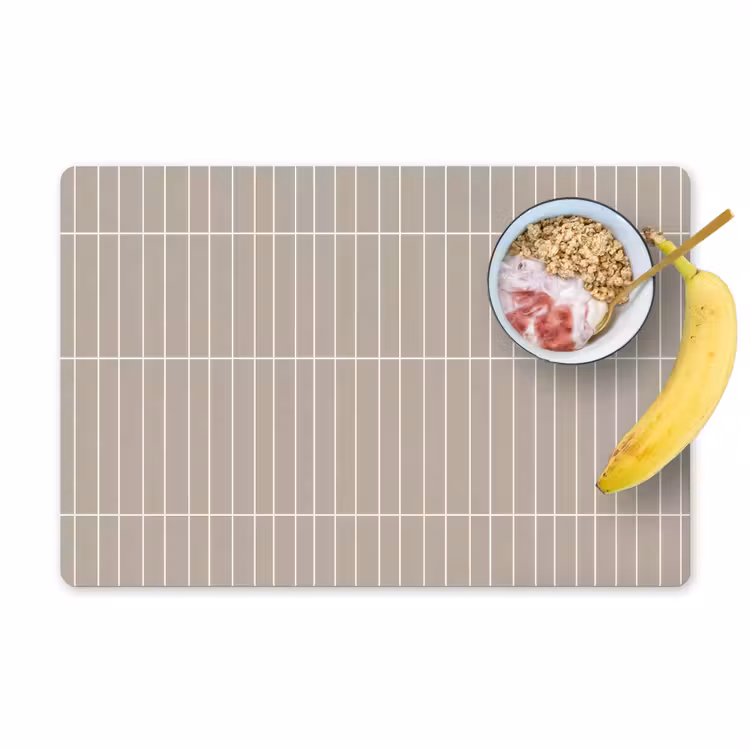 Verticaal - Wandtegel - Licht Beige Placemat vinyl groot 368 -zzzproduct_Kitchenyeah-website