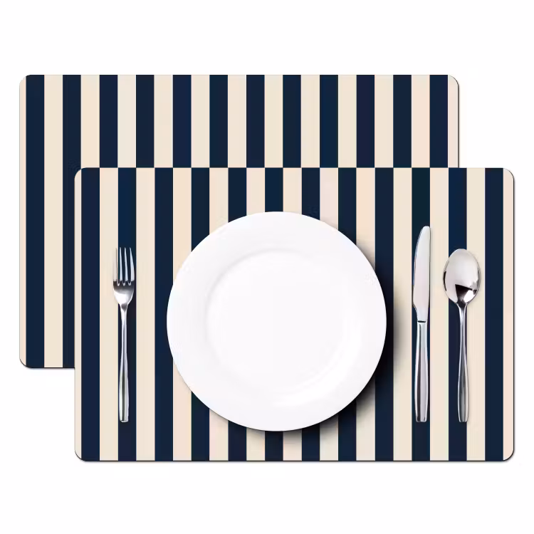 Verticale strepen - Blauw - Crème Placemat vinyl groot 368 -zzsfeer2_Kitchenyeah-website