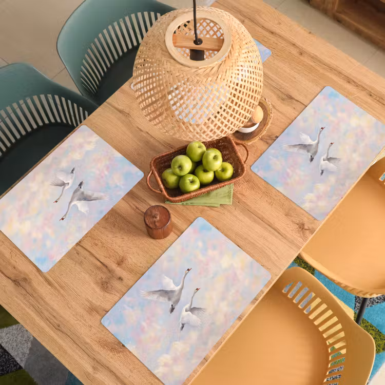 Vogel - Vliegend - Lucht - Modern - Pastel Placemat vinyl groot -zzsfeer5_Kitchenyeah-website