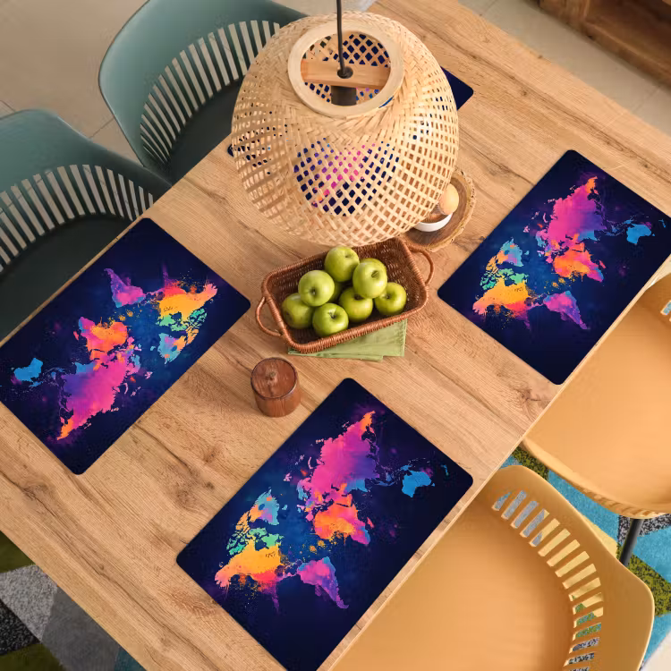 Wereldkaart - Kleurrijk - Graffiti Placemat vinyl groot -zzsfeer5_Kitchenyeah-website