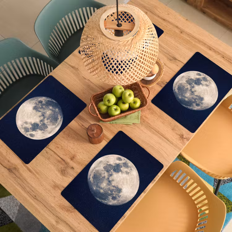 Ruimte - Maan - Kosmos Placemat vinyl groot -zzsfeer5_Kitchenyeah-website