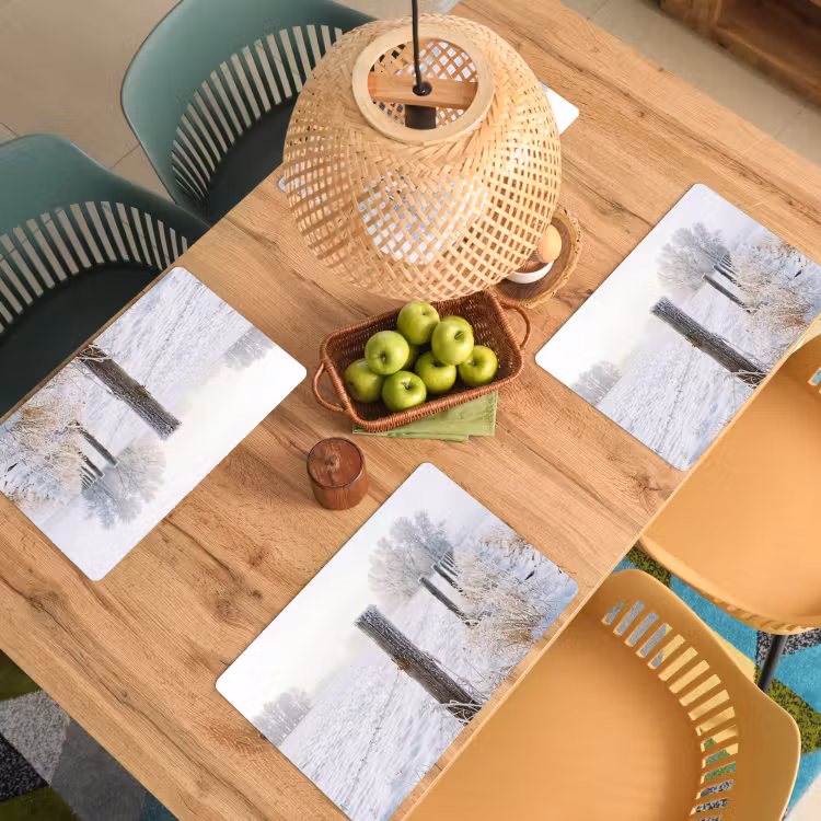 Hek - Sneeuw - Mist - Platteland - Nostalgisch Placemat vinyl groot -zzsfeer5_Kitchenyeah-website
