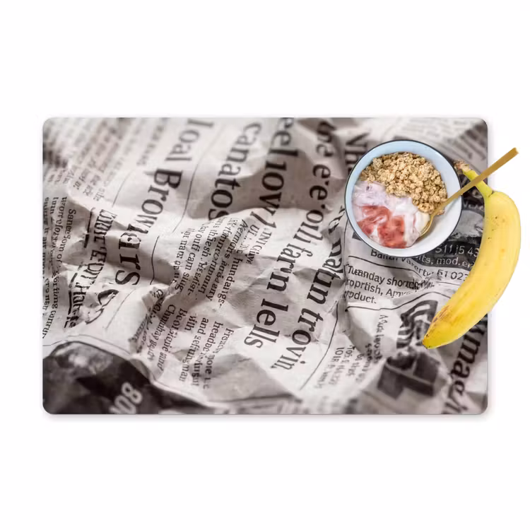 Krant - Gekreukeld - Textuur - Vintage - Zwart-wit Placemat vinyl groot -zzzproduct_Kitchenyeah-website