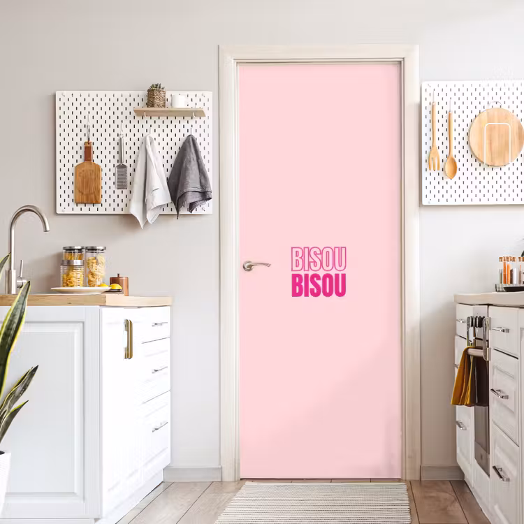 Bisou - Roze - Minimalistisch deurposter klein -sfeer5