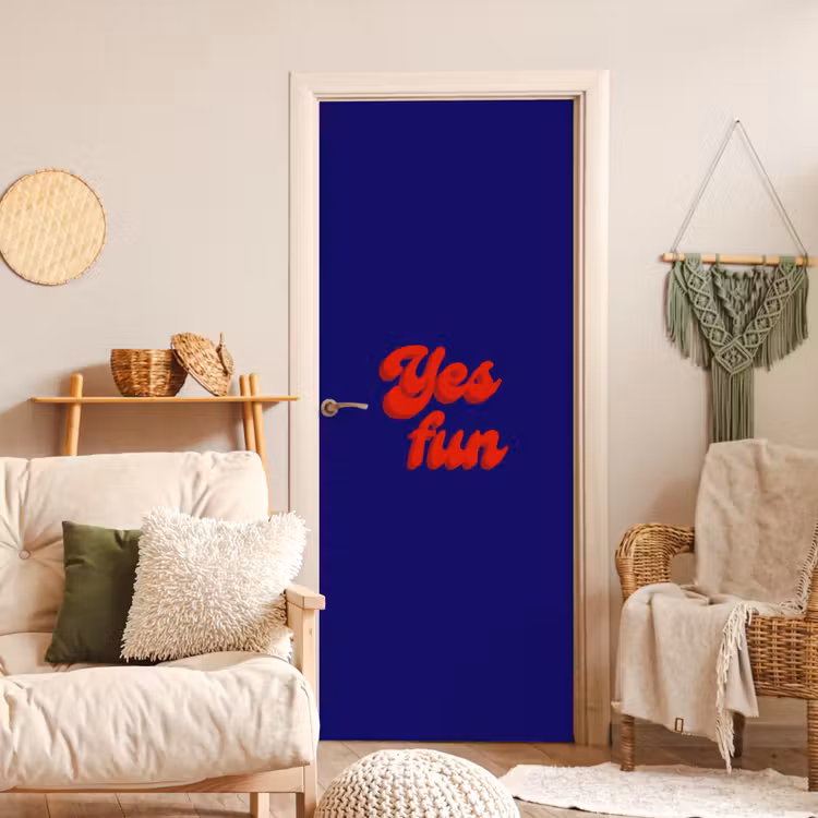 Blauw - Rood - Yes fun - 3D deurposter klein -sfeer2