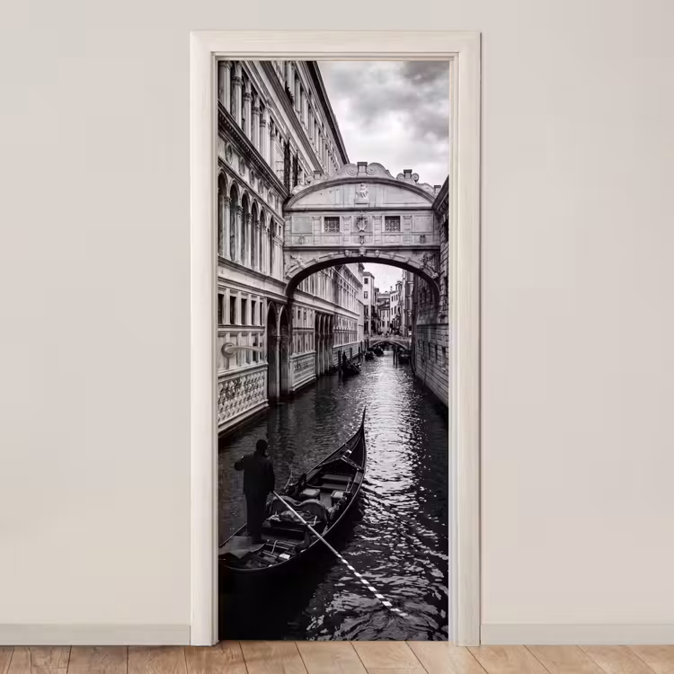 Boot - Waterweg - Stad - Zwart-wit - Architectuur deurposter klein -3d_beige