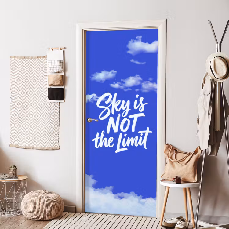 Sky is not the limit - Blauwe lucht - Wolken deurposter klein -sfeer6