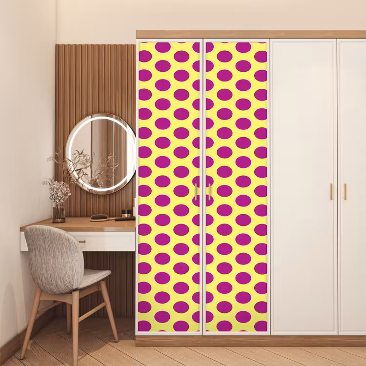 Dots - Klassiek - Geel deurposter klein 289 -sfeer3