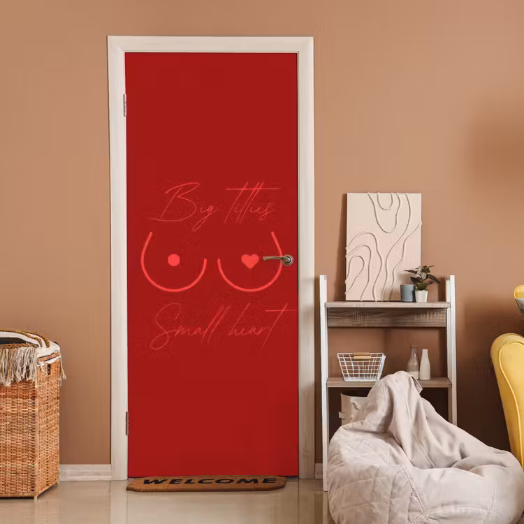 Big titties small heart - Rood - Hart deurposter klein -sfeer1