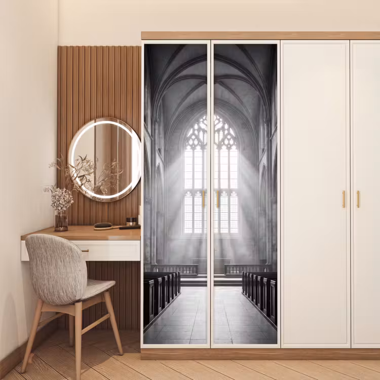 Kerk - Interieur - Lichtstralen - Architectuur - Klassiek deurposter klein -sfeer3