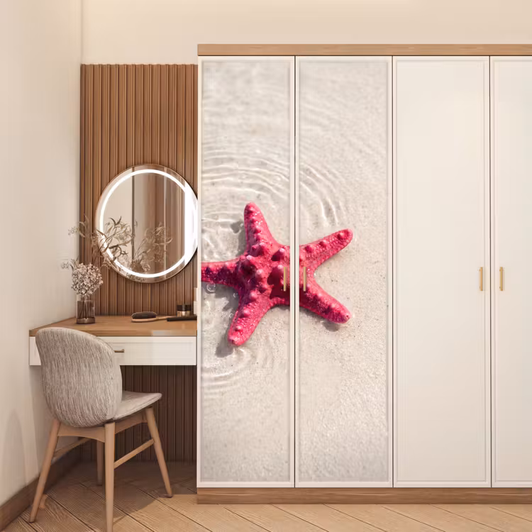 Zeeleven - Zeester - Strand - Roze - Water deurposter klein -sfeer3