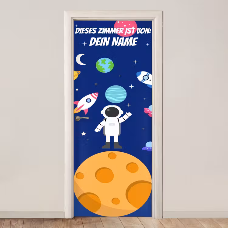 Astronaut steht auf Planet im Weltraum. deurposter klein -3d_beige