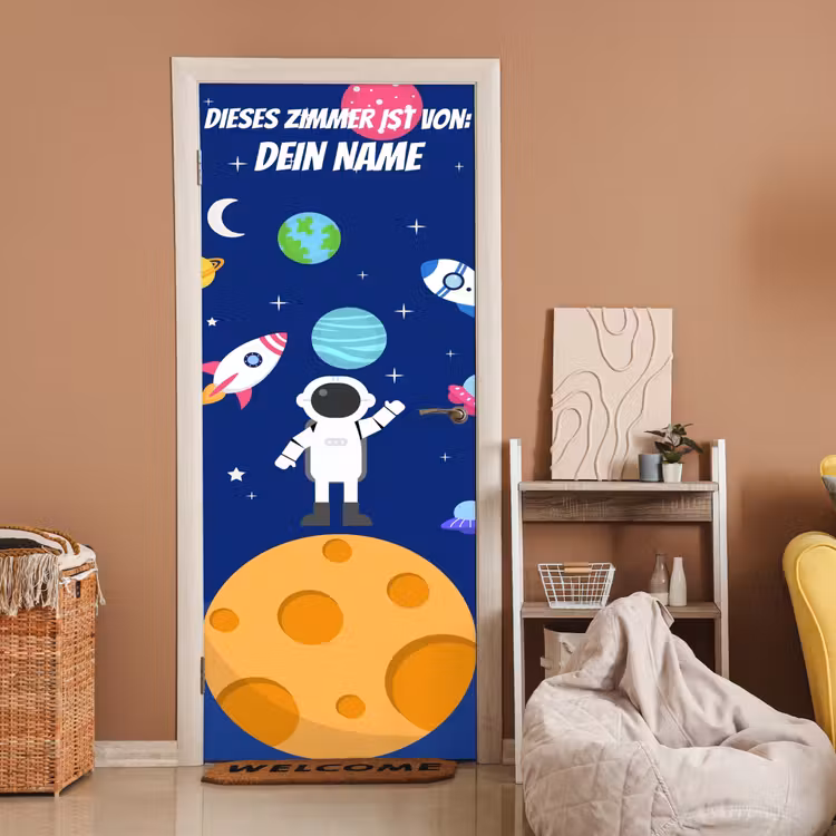 Astronaut steht auf Planet im Weltraum. deurposter klein -sfeer1