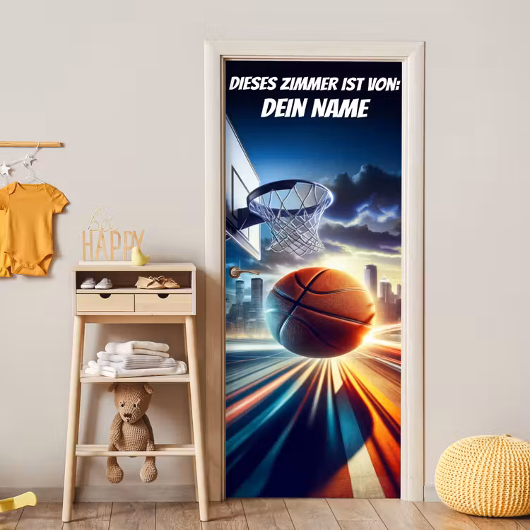 Basketballkorb mit Ball und Namensfeld. deurposter klein -sfeer4