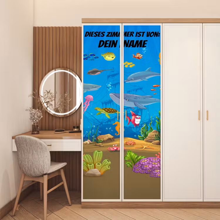 Bunte Unterwasserwelt mit Tieren und Namensfeld. deurposter klein -sfeer3