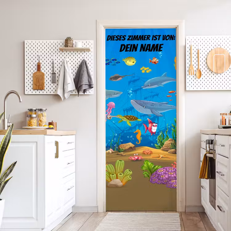 Bunte Unterwasserwelt mit Tieren und Namensfeld. deurposter klein -sfeer5