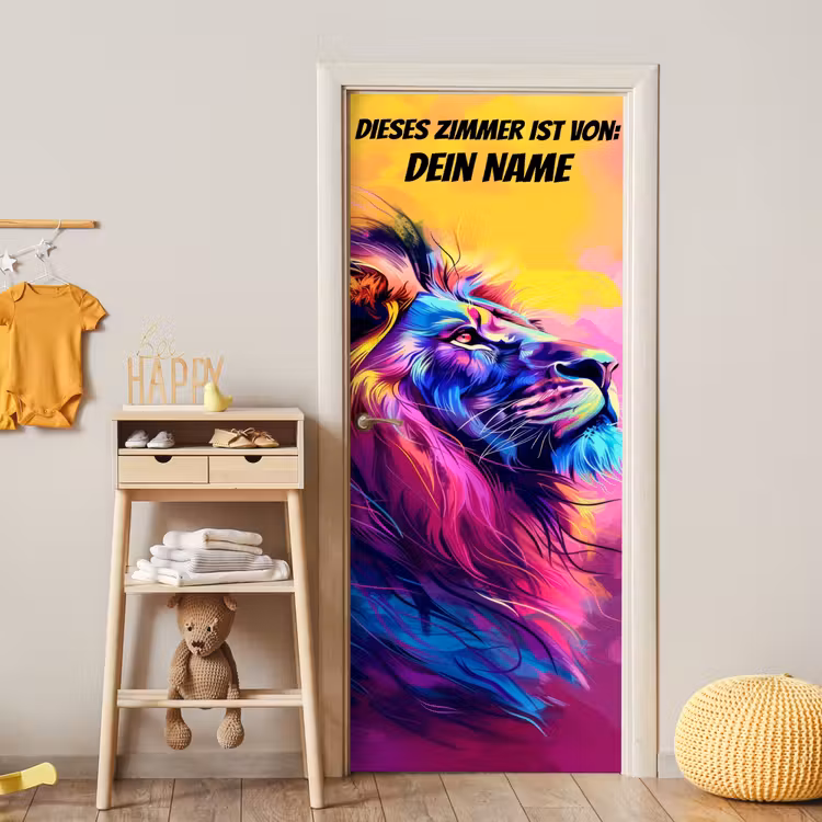 Bunter Löwenkopf im modernen Neon-Art-Stil mit personalisierbarem Namensfeld. deurposter klein -sfeer4