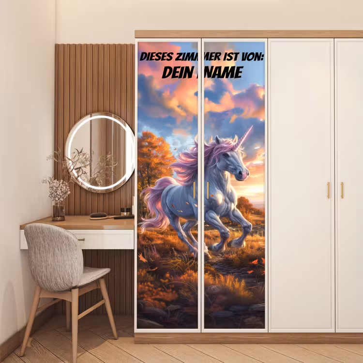 Einhorn im herbstlichen Sonnenuntergang mit personalisierbarem Namensfeld. deurposter klein -sfeer3