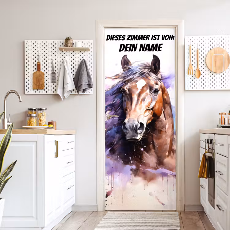 Künstlerisches Pferdeporträt im Aquarellstil mit personalisierbarem Namensfeld. deurposter klein -sfeer5