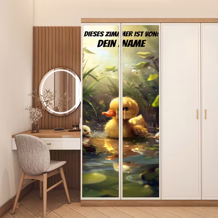 Süßes Entenküken im Wasser mit Namensfeld. deurposter klein -sfeer3