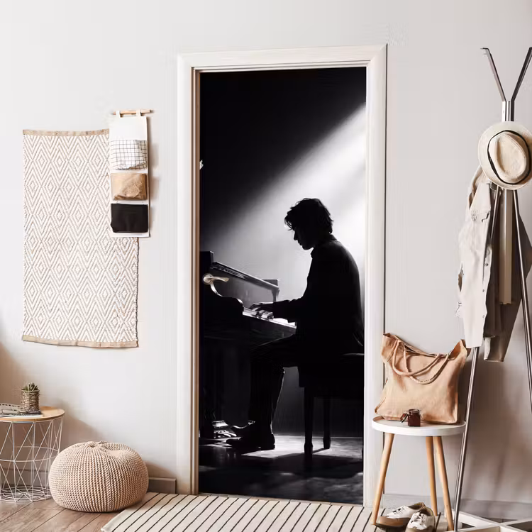 Persoon - Piano - Muziek - Zwart-wit - Podium deurposter klein -sfeer6
