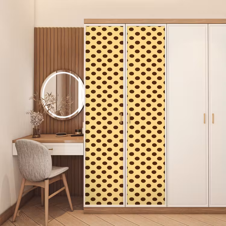 Polka Dot - Stippen - Retro - Geel - Bruin deurposter klein 289 -sfeer3