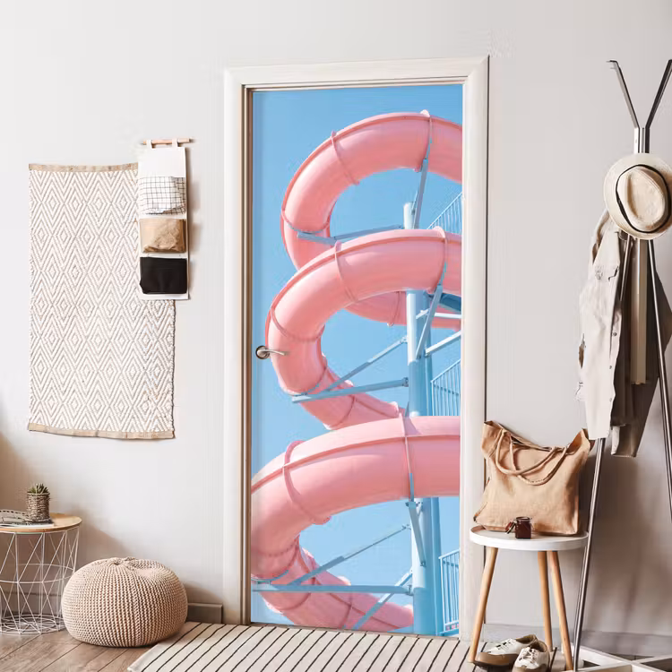 Glijbaan - Waterpark - Spiraal - Modern - Roze deurposter klein -sfeer6