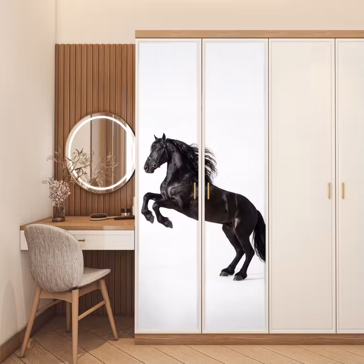 Zwart - Paard - Portret deurposter klein -sfeer3