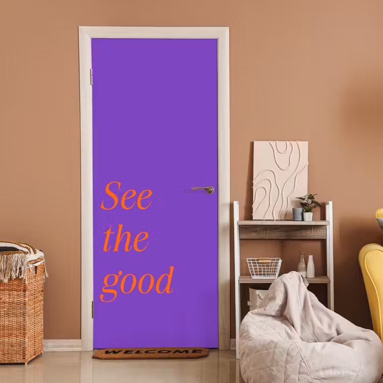 See the good - Oranje - Paars deurposter klein -sfeer1