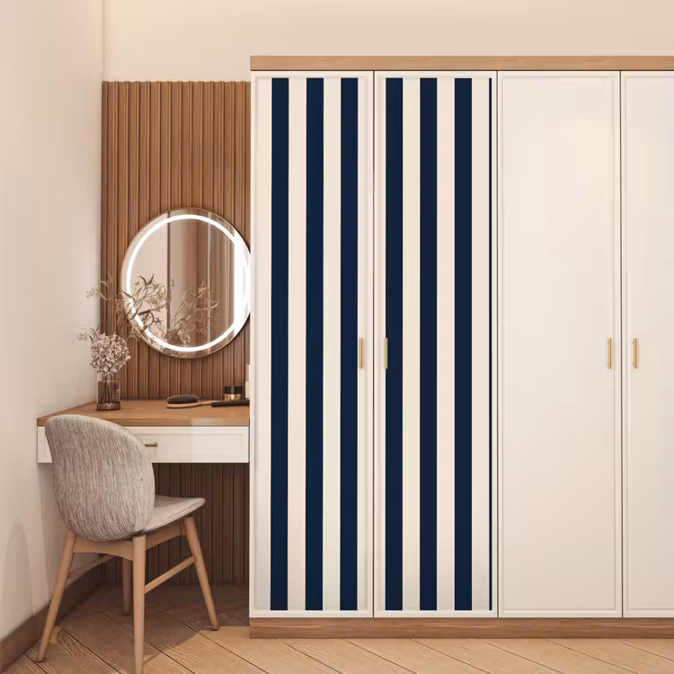 Verticale strepen - Blauw - Crème deurposter klein 289 -sfeer3