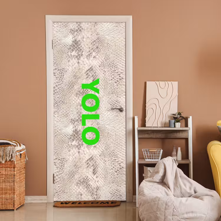 YOLO - Groen - Neon - Slangenprnt deurposter klein -sfeer1