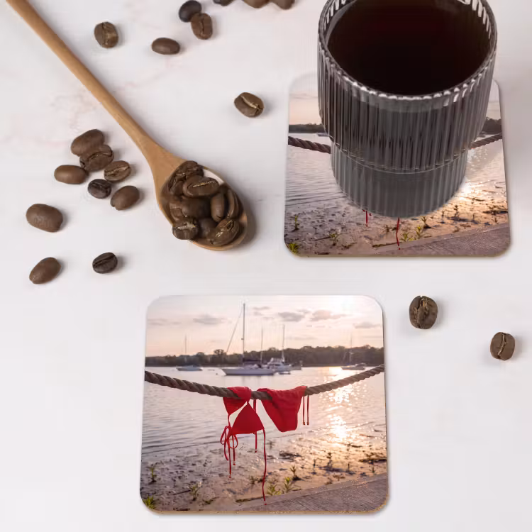Badkleding - Rood - Zomer - Water - Zonsondergang onderzetter kurk middel -sfeer2