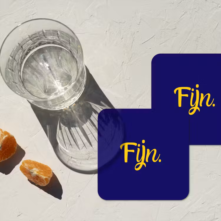 Blauw - Geel - Fijn onderzetter kurk middel -sfeer4