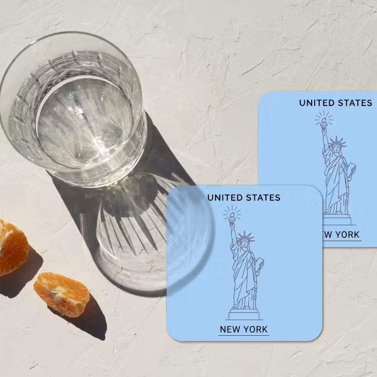 Monument - Vrijheidsbeeld - New York - Minimalistisch - Blauw onderzetter kurk middel -sfeer4