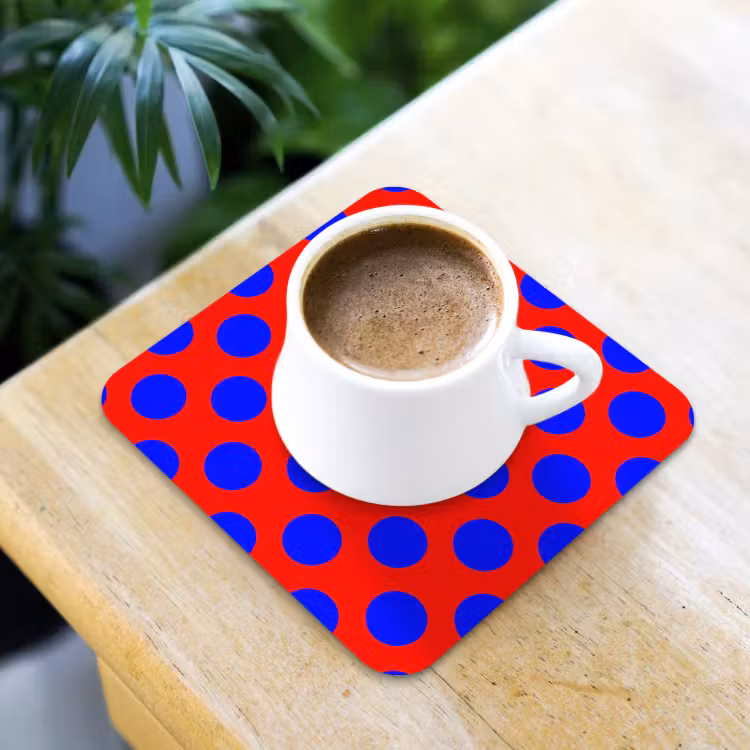 Dots - Klassiek - Rood onderzetter kurk middel 366 -sfeer5