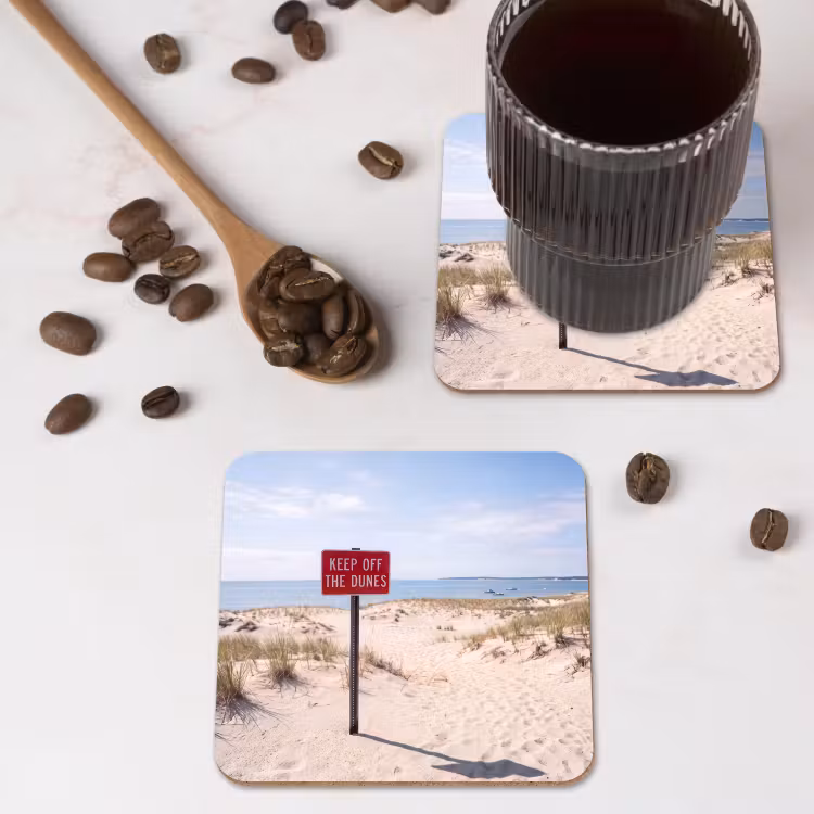 Duin - Bord - Kust - Landschap - Rood onderzetter kurk middel -sfeer2
