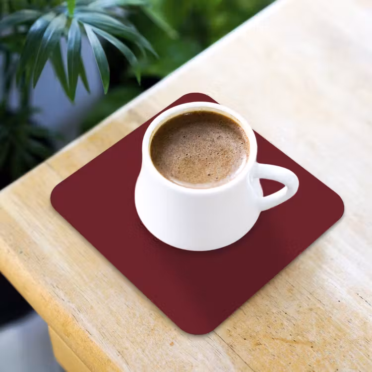 Dark - Garnet - Rood onderzetter kurk middel 366 -sfeer5