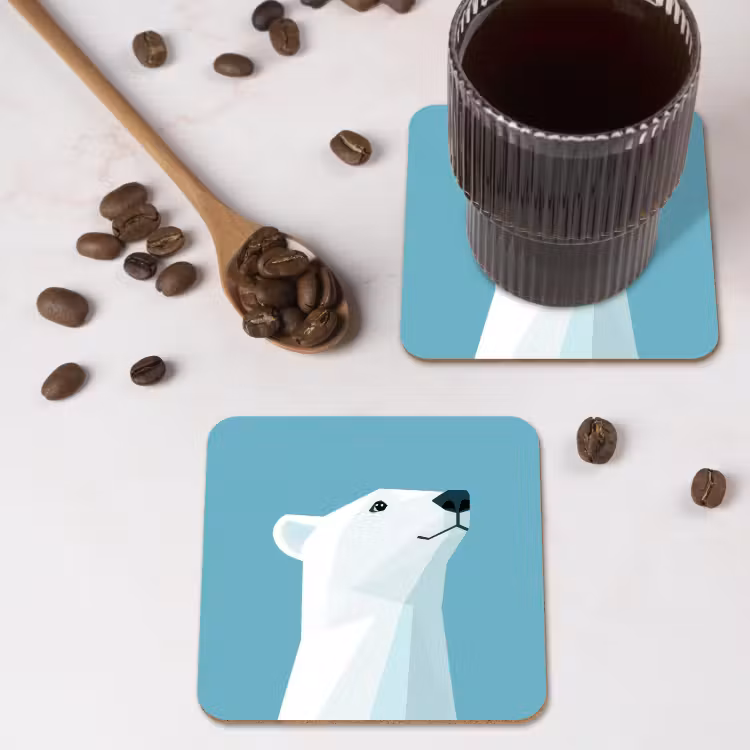 Ijsbeer - Lichtblauw - Minimalistisch onderzetter kurk middel -sfeer2