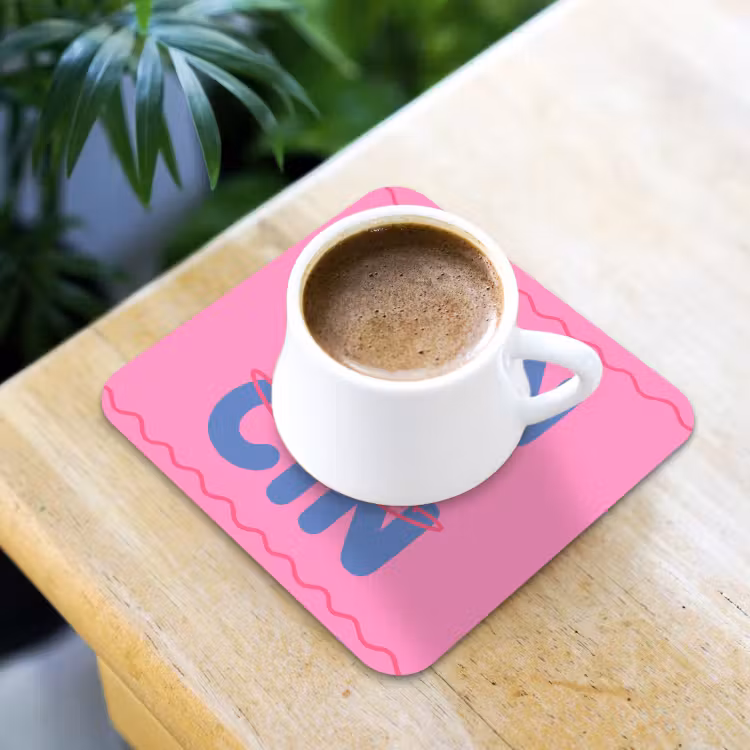 Drank - Glazen - Proost - Modern - Roze onderzetter kurk middel -sfeer5