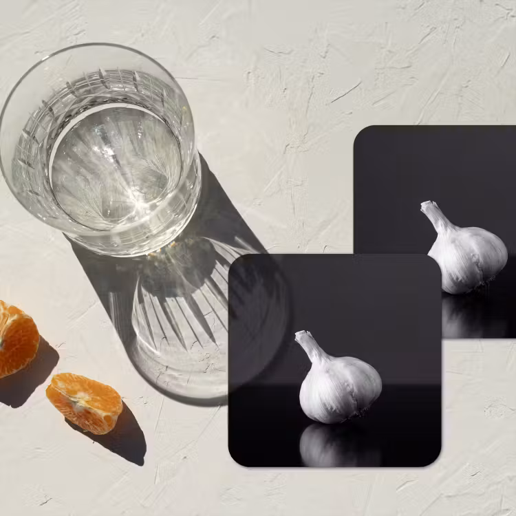 Knoflook - Zwart - Wit onderzetter kurk middel -sfeer4