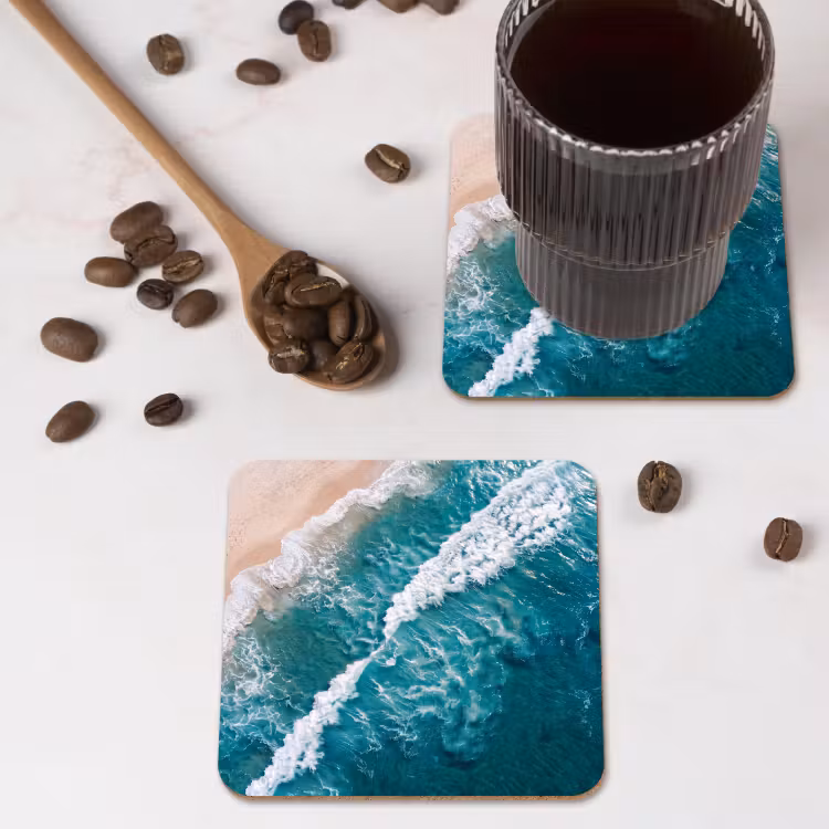 Zee - Strand - Golven - Natuur - Blauw onderzetter kurk middel -sfeer2