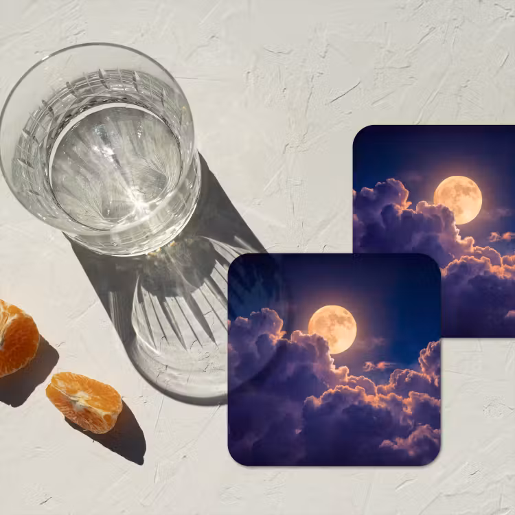 Maan - Wolken - Nacht - Oranje onderzetter kurk middel -sfeer4