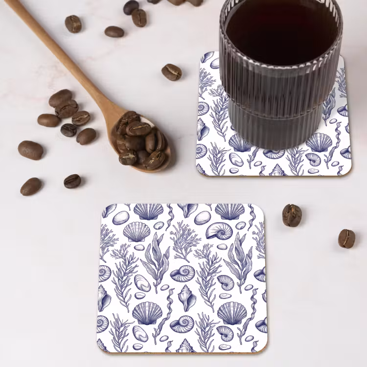 Schelpen - Zeewier - Oceaan - Illustratie - Blauw onderzetter kurk middel -sfeer2