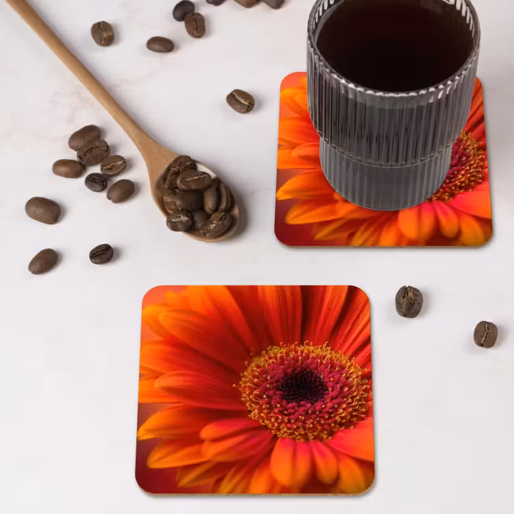 Oranje - Gerbera - Intens onderzetter kurk middel -sfeer2