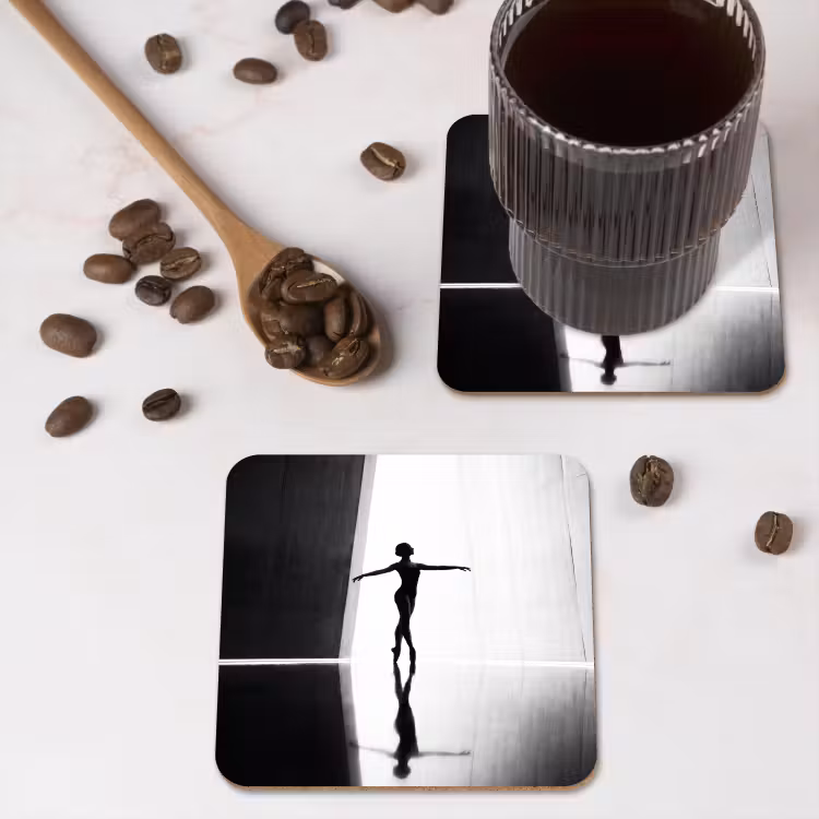 Danser - Silhouette - Kunst - Modern - Zwart-wit onderzetter kurk middel -sfeer2