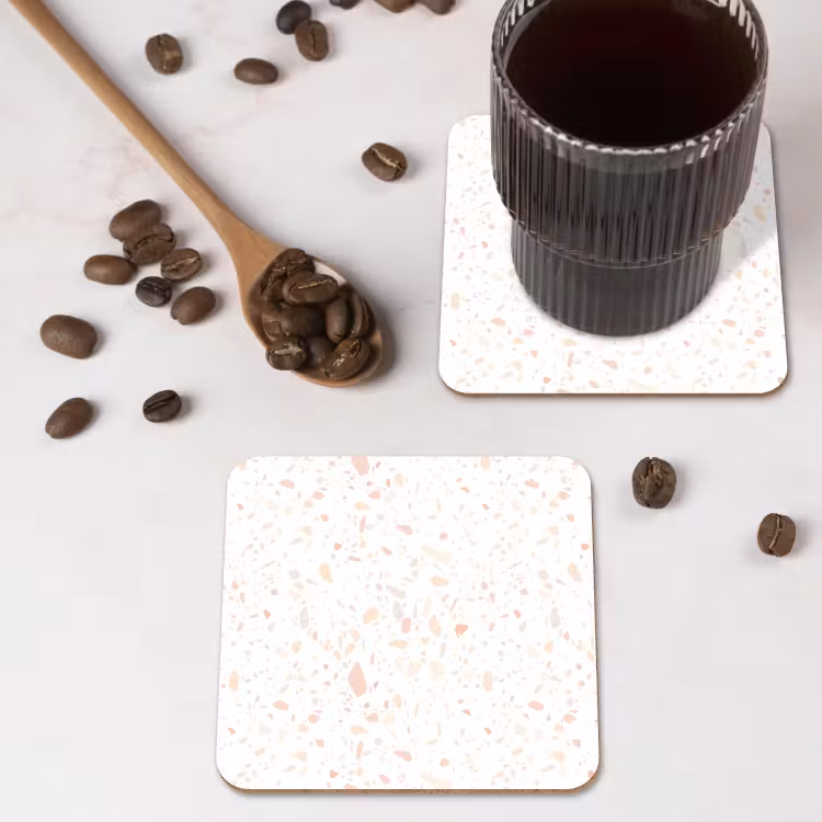 Terrazzo -  Patroon - Wit - Perzik onderzetter kurk middel 366 -sfeer2