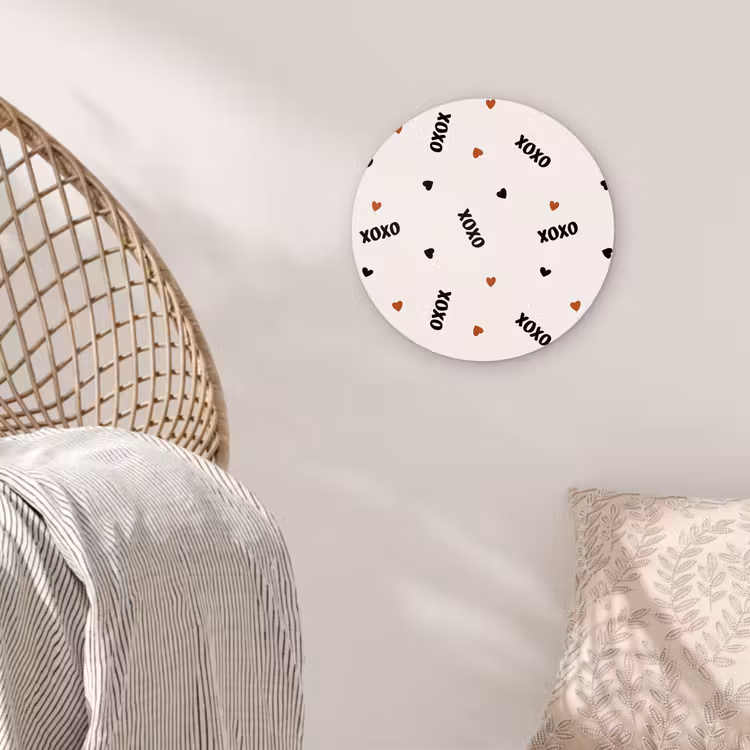 Beige - Hartjes - Patroon Wandcirkel plexiglas klein 852 -sfeer5