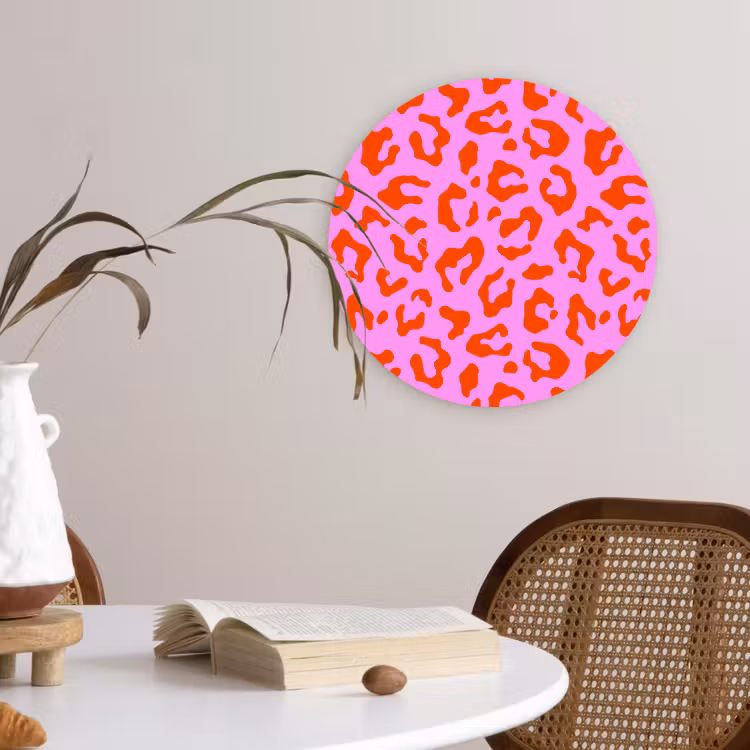 Panter - Rood - Roze Wandcirkel plexiglas klein 852 -sfeer4