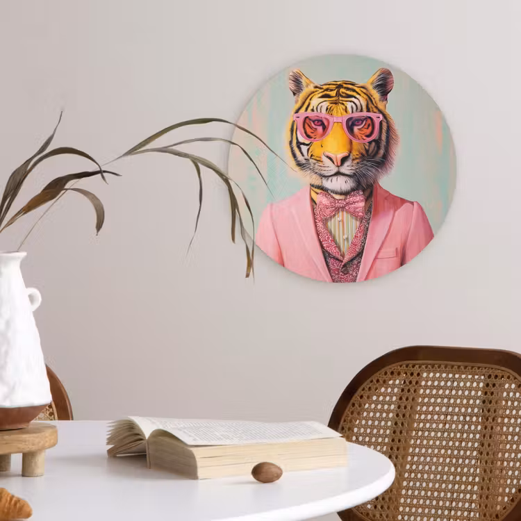 Tijger - Strik - Jasje - Roze Wandcirkel plexiglas klein -sfeer4